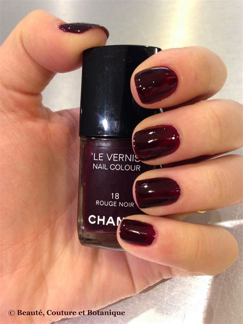 vernis chanel 18 rouge noir